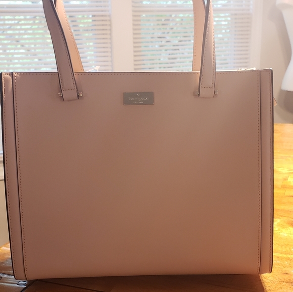 Kate Spade Regatta Court Vita - Picture 12 of 12